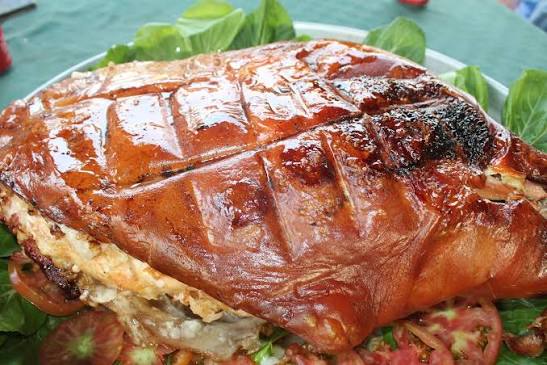 Pierna de lechón asada